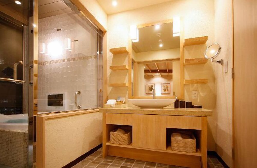 ツインルーム 2 ベッドルーム 禁煙 バスルーム0 | ホテル ココグラン高崎