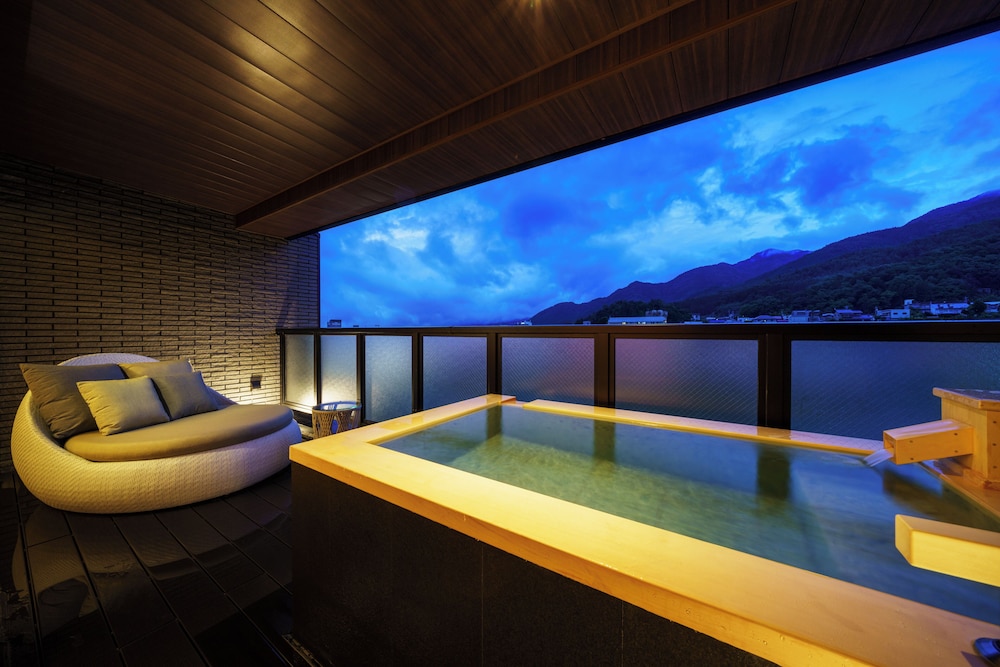 特別室（定員2名） D2 禁煙 バスルーム0 | あぶらや燈千