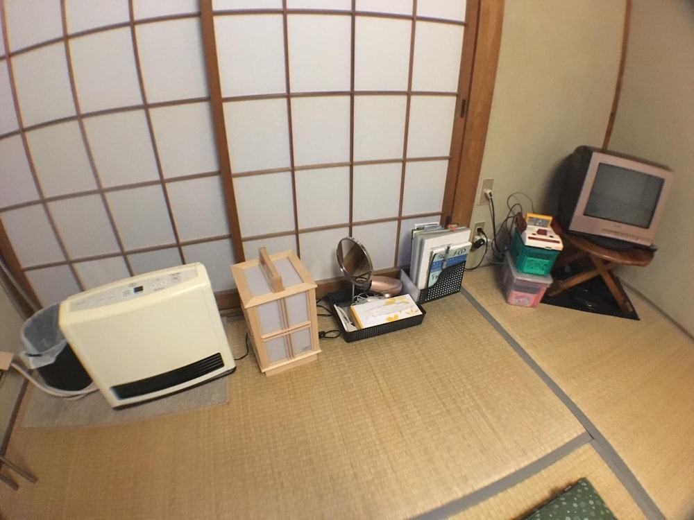 客室1 | 旅宿 あたごや