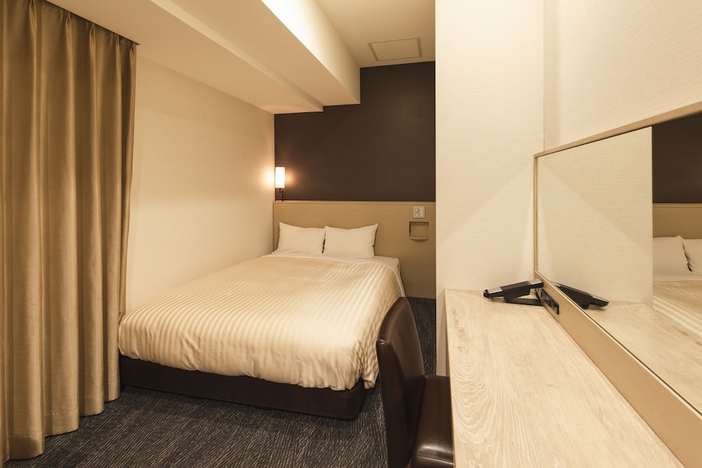 スーペリアダブルルーム 禁煙 別館 | 相鉄フレッサイン新橋日比谷口