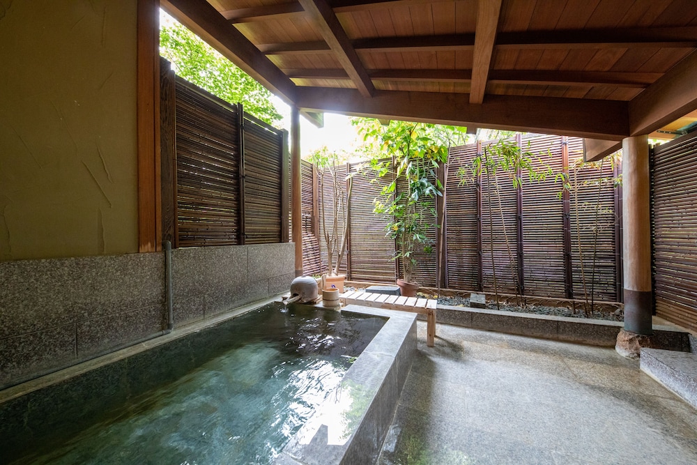 離れ 露天風呂付 (4名-5名利用) 禁煙 バスルーム0 | 御宿 一禅