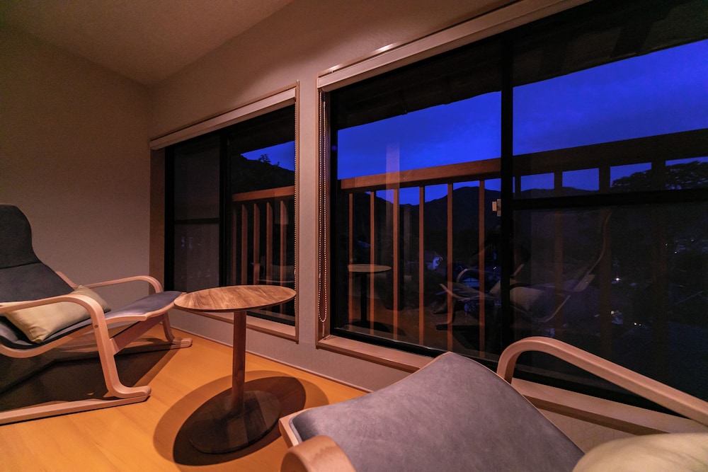 本館特別スイート温泉付き 紫翠 禁煙 部屋からの景観1 | 御宿 一禅