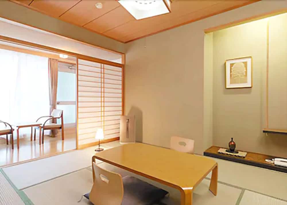 和室 スタンダードルーム 露天風呂付 喫煙可 | 湯元ニセコプリンスホテルひらふ亭