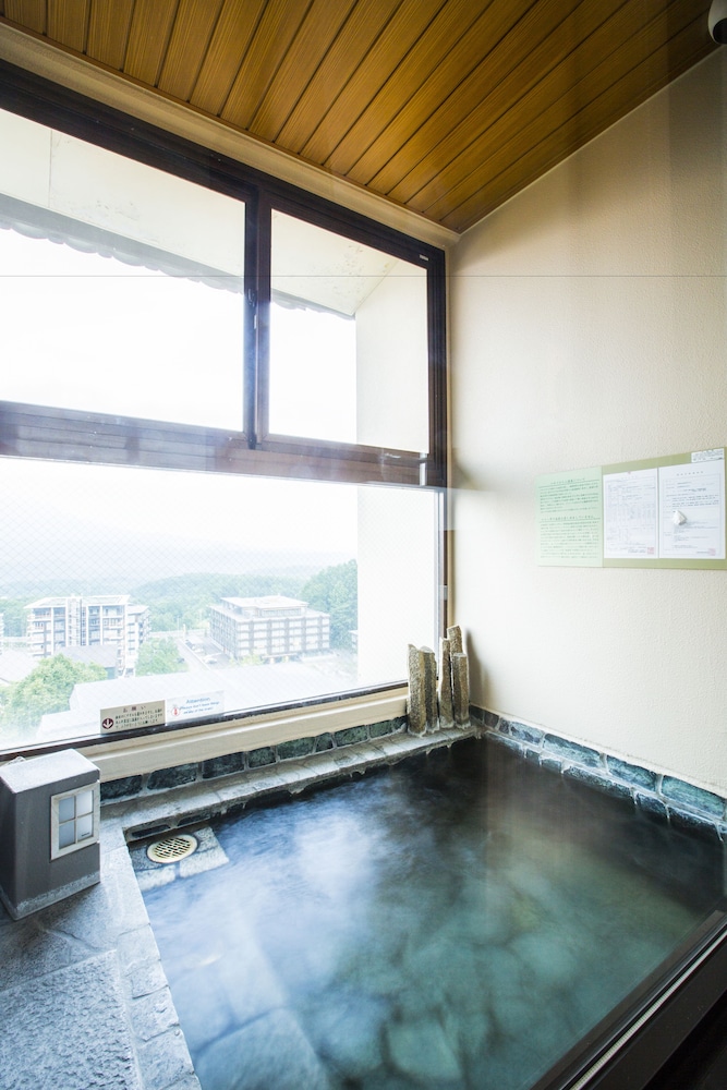 和室 スタンダードルーム 露天風呂付 喫煙可 バスルーム0 | 湯元ニセコプリンスホテルひらふ亭