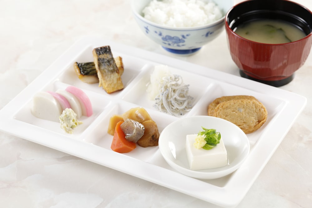 スタンダードツインルーム 朝食付き 禁煙 客室3 | 箱根湯本温泉 天成園