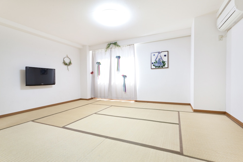 和室7人部屋 | ホテルハナビ