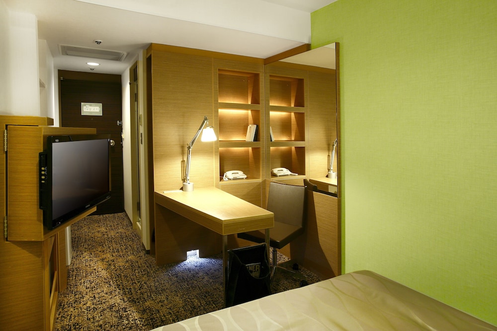 セミダブル ルーム (喫煙) 2名専用 | サイプレスホテル 名古屋駅前