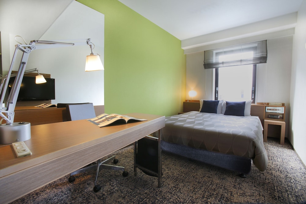 セミダブル ルーム (喫煙) 2名専用 客室1 | サイプレスホテル 名古屋駅前