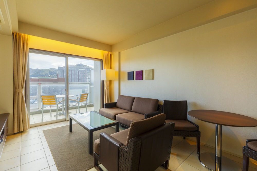 ツインルーム 喫煙可 | Hakodate 男爵倶楽部 Hotel & Resorts