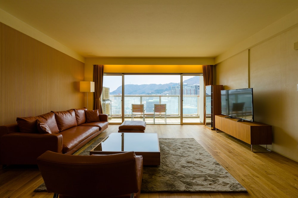 オーシャンスイート1003 喫煙 客室1 | Hakodate 男爵倶楽部 Hotel & Resorts