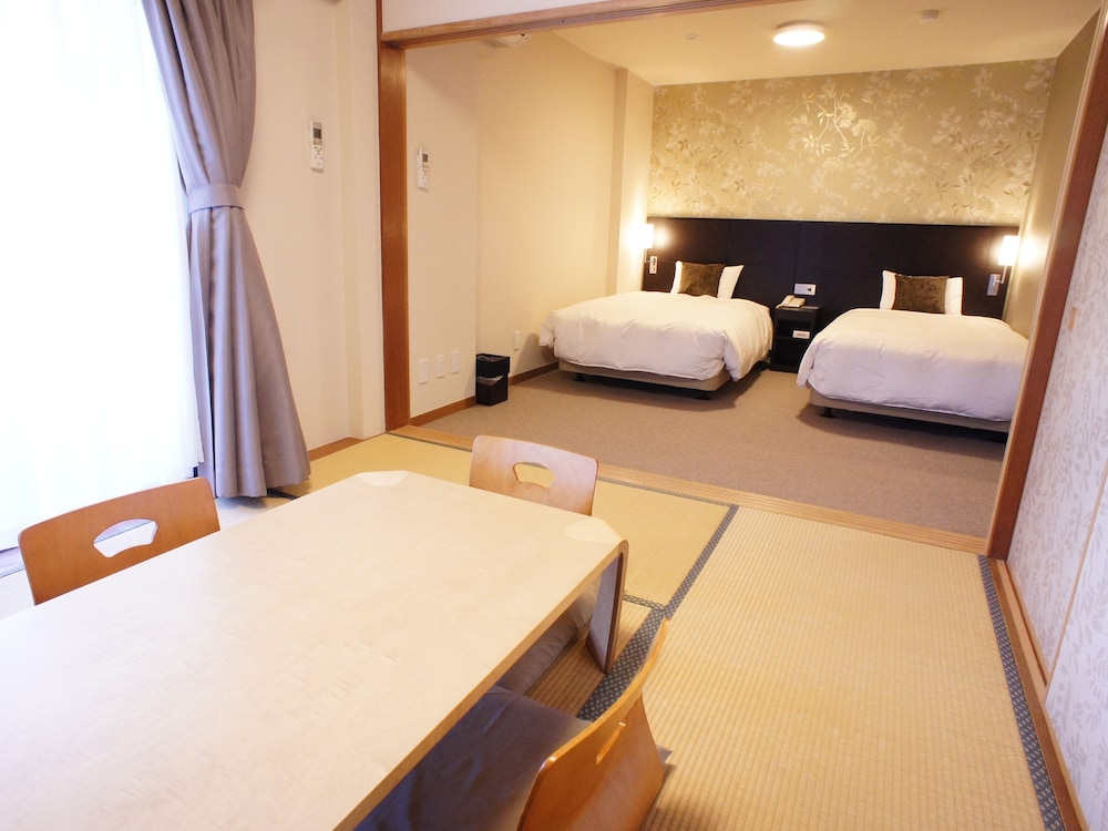 和洋室 | ウィスタリアンライフクラブ ヴェルデの森