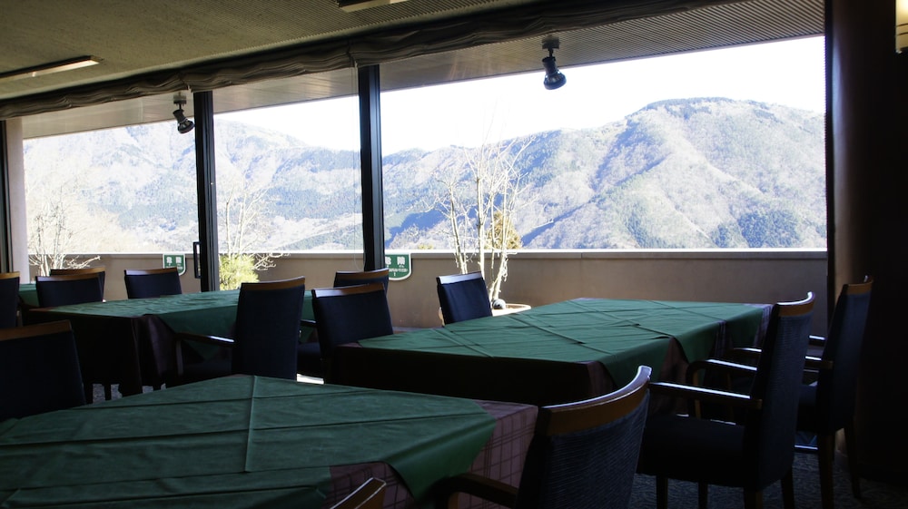 レストラン1 | ウィスタリアンライフクラブ ヴェルデの森 レストラン1 | ウィスタリアンライフクラブ ヴェルデの森