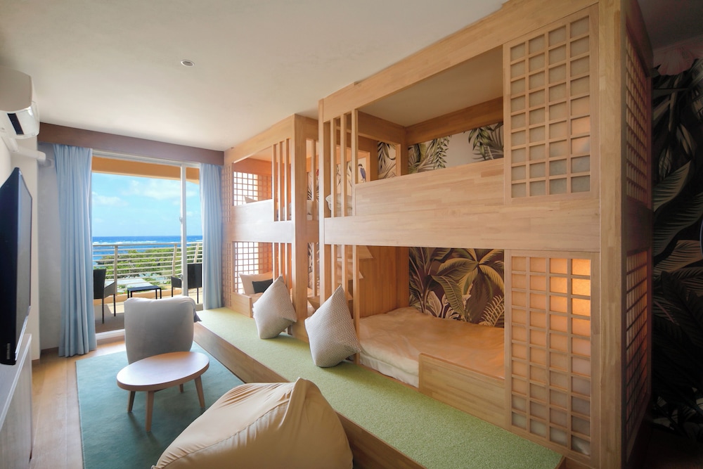 本館　スタンダード 2段x2 ベッド　禁煙 | ホテル ブリーズベイ マリーナ