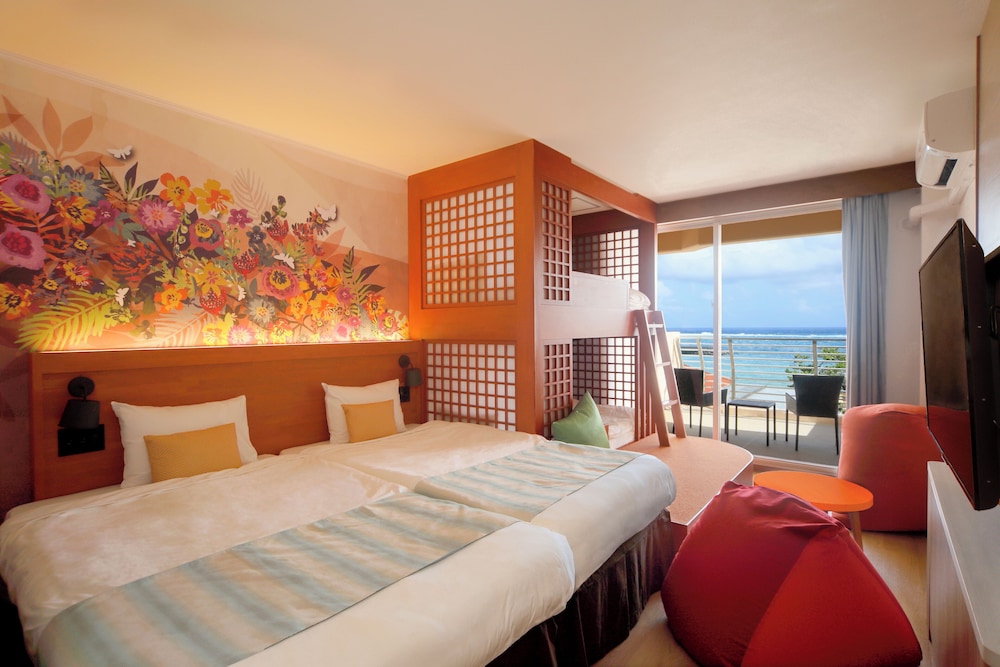 本館　スタンダードツイン+2段ベッド　禁煙 客室1 | ホテル ブリーズベイ マリーナ