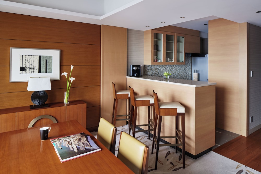 1キング2シングル2ベッドルームレジデンスシティビュー | インターコンチネンタルホテル大阪 by IHG