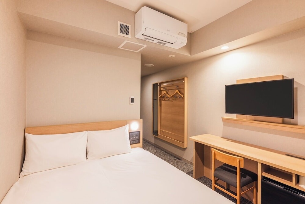 ［リニューアル］スタンダード ダブルルーム 禁煙 (140cm Bed) | 相鉄フレッサイン 横浜桜木町