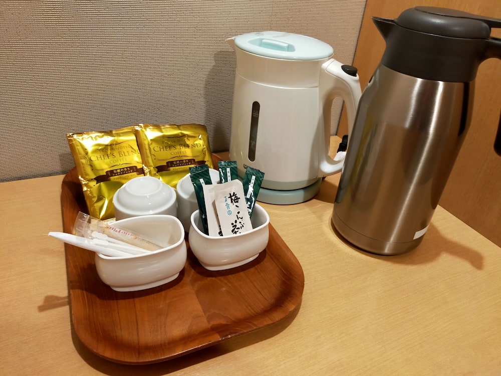 ツインルーム 禁煙 レインボープラザ (川側 グッドビュー) コーヒー / コーヒーメーカー0 | 湯本富士屋ホテル