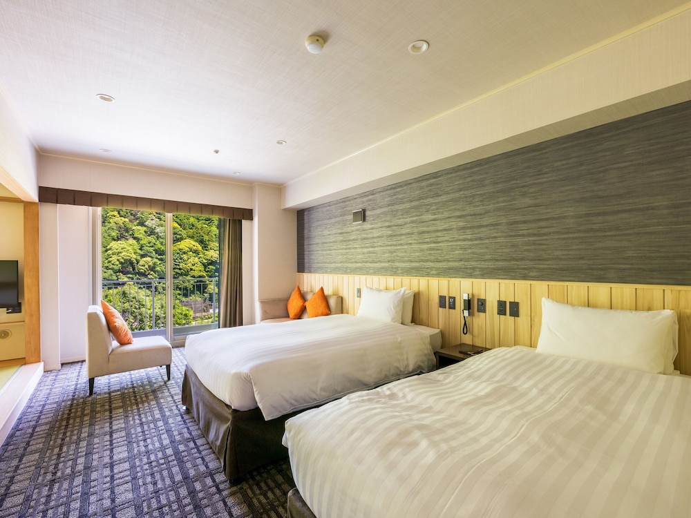 [リニューアル客室] 本館 和洋室Bタイプ 禁煙 客室4 | 湯本富士屋ホテル