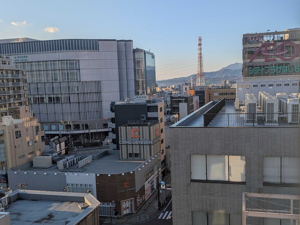 スタンダード ツインルーム 2 ベッドルーム 喫煙可 冷蔵庫 バルコニーからの眺望0 | アパホテル〈相模原 橋本駅前〉