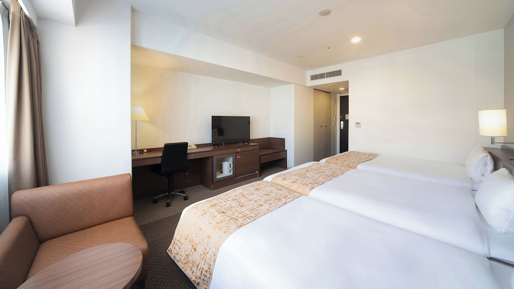 スーペリア トリプルルーム 禁煙 客室3 | ベッセルイン札幌中島公園