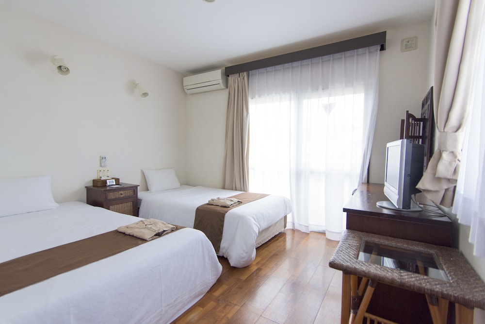 ツインルーム シングルベッド 2 台 禁煙 | ホテルパティーナ石垣島