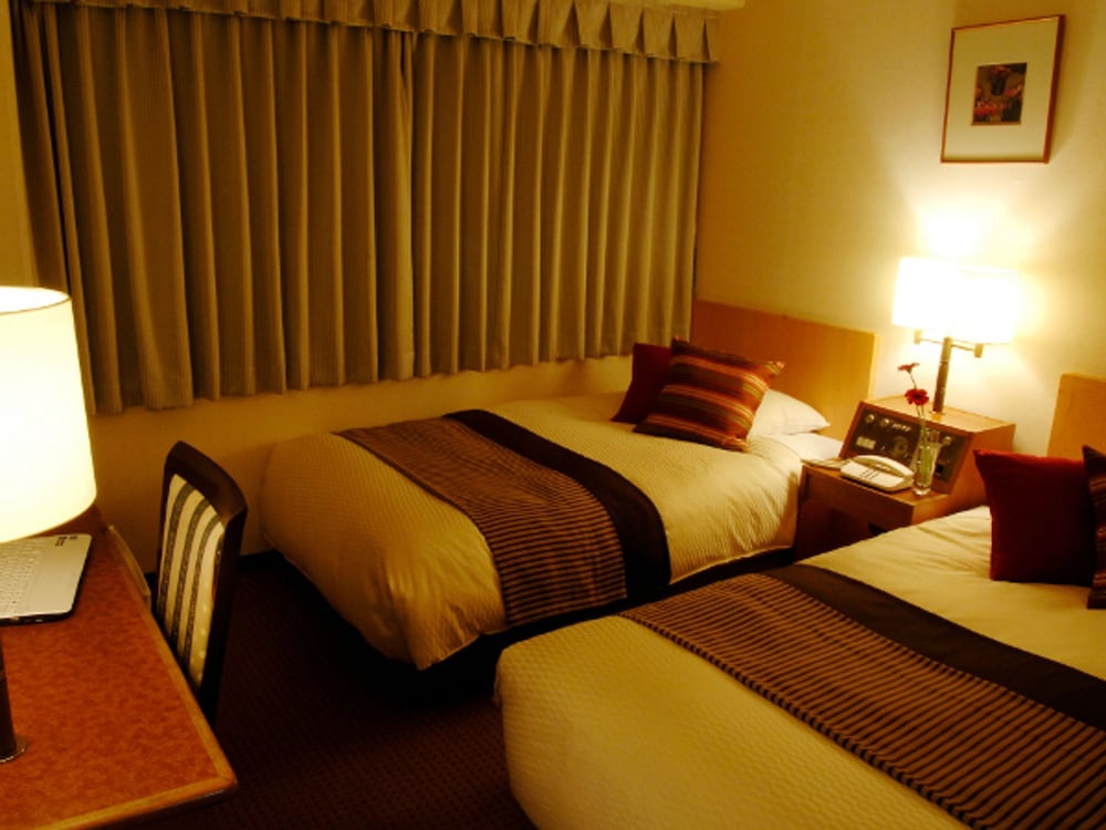 ツインルーム 喫煙可 | セントラルホテル