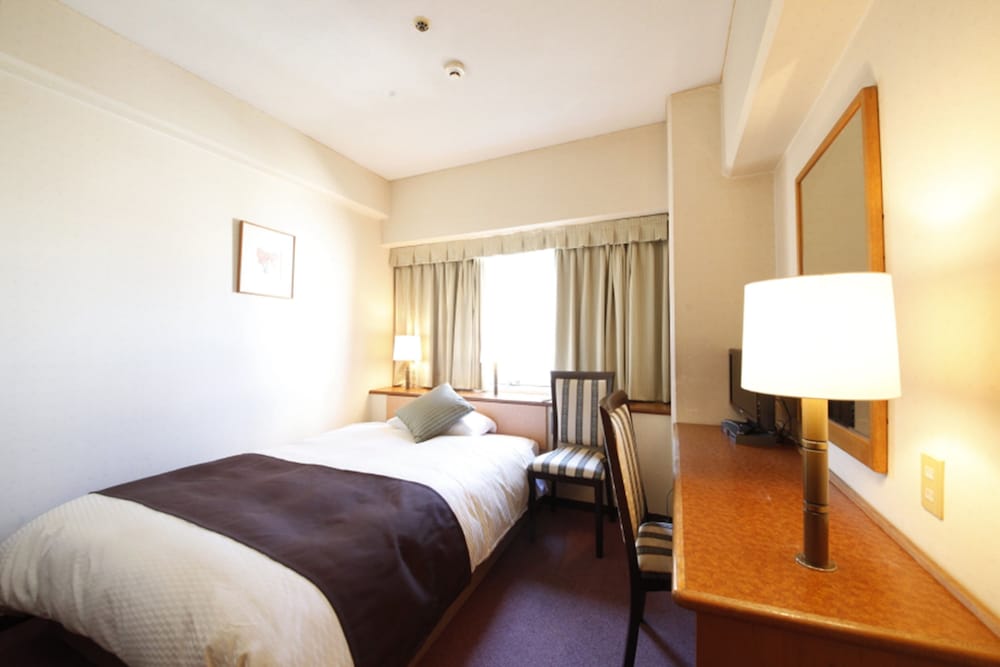 ダブルルーム 禁煙 客室1 | セントラルホテル