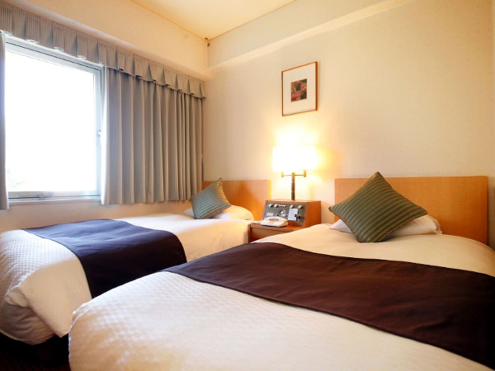 ツインルーム 喫煙可 客室2 | セントラルホテル
