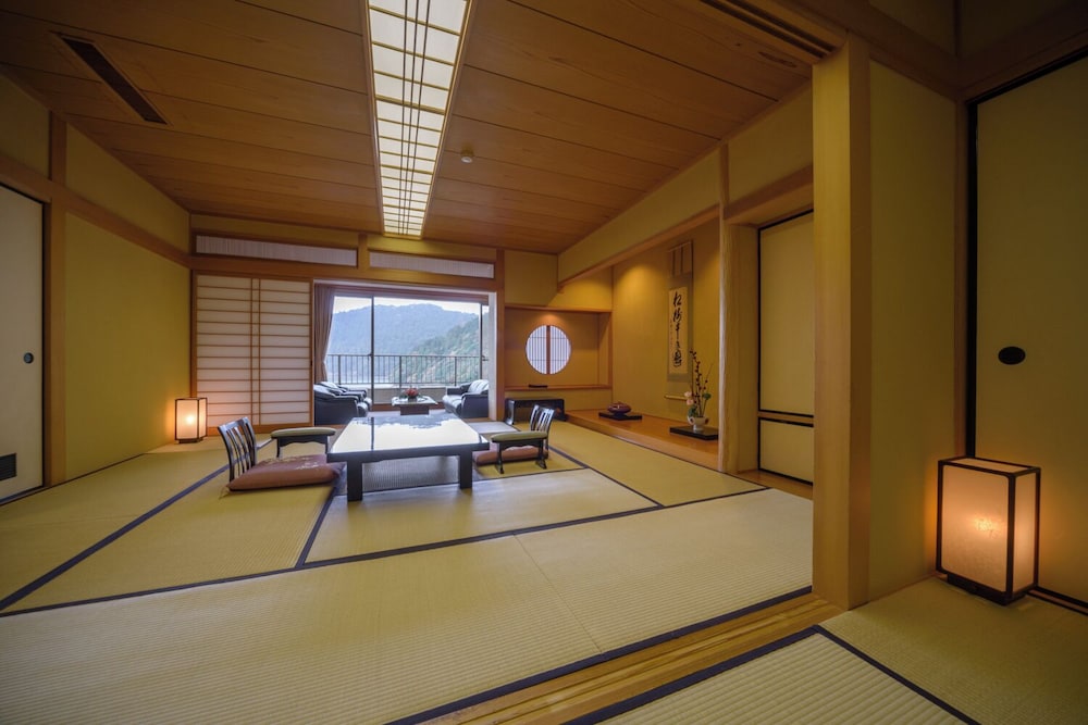 特別室(禁煙) | 雲仙 東園