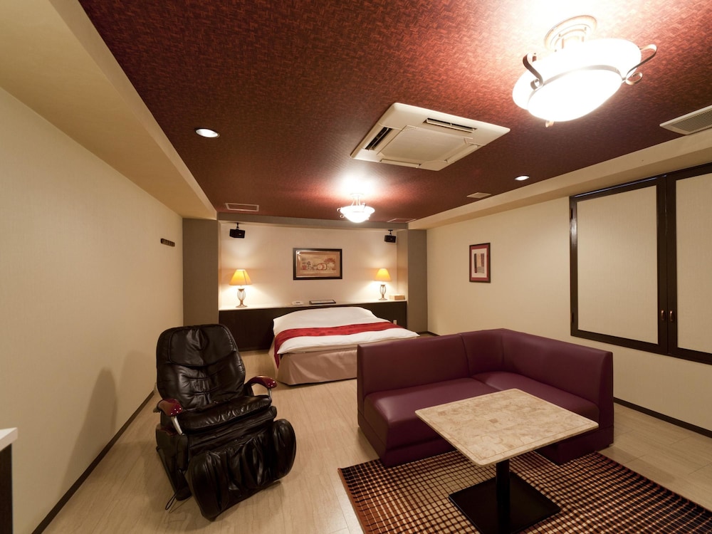 スタンダード ルーム キングベッド 1 台 (Couples Hotel) 客室2 | ホテル グランドファイン豊中南