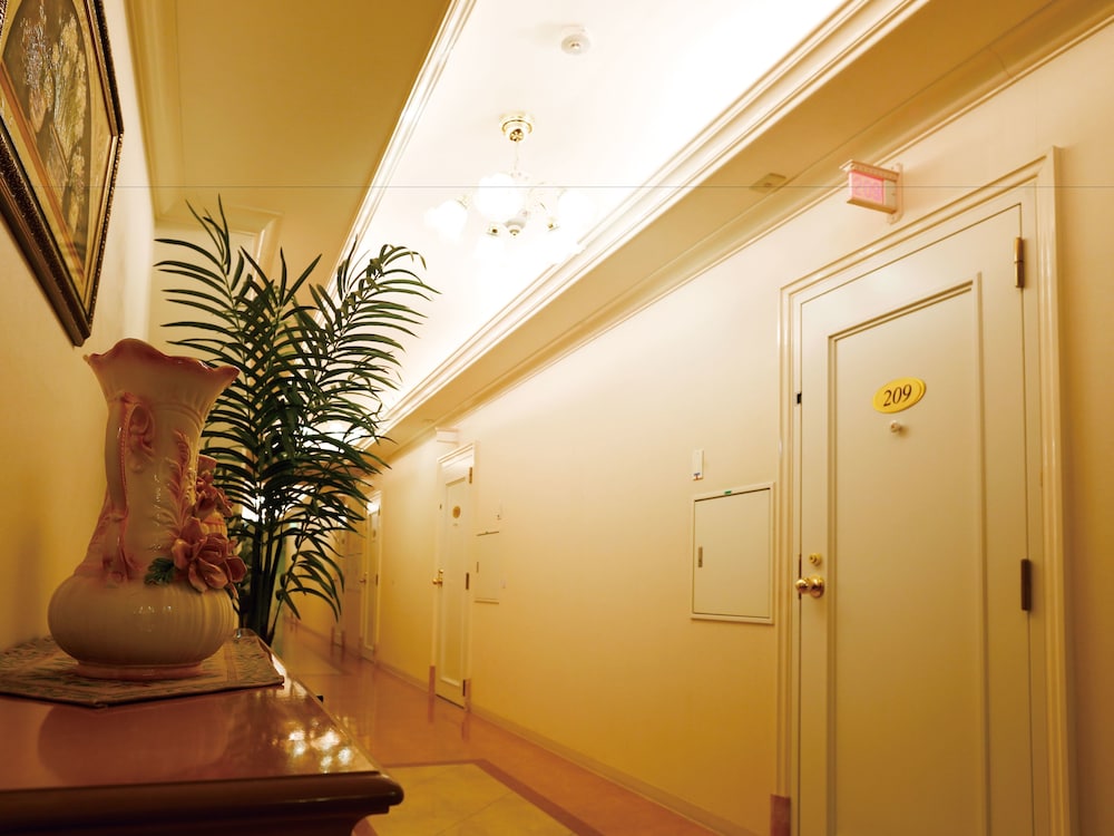 施設内の設備1 | ホテル ファインガーデン梅田