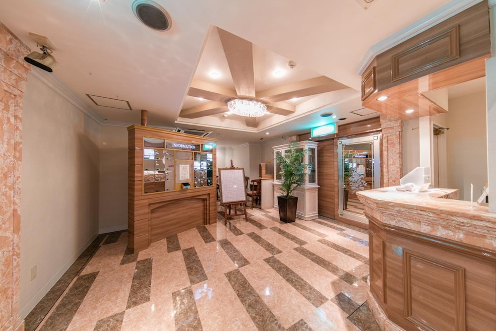 ロビー1 | ホテル ファイン津