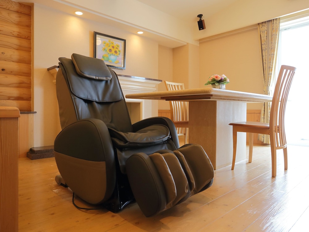 スタンダード ルーム キングベッド 1 台 (Couples Hotel) 客室2 | ホテルファインガーデン豊中 (伊丹空港)