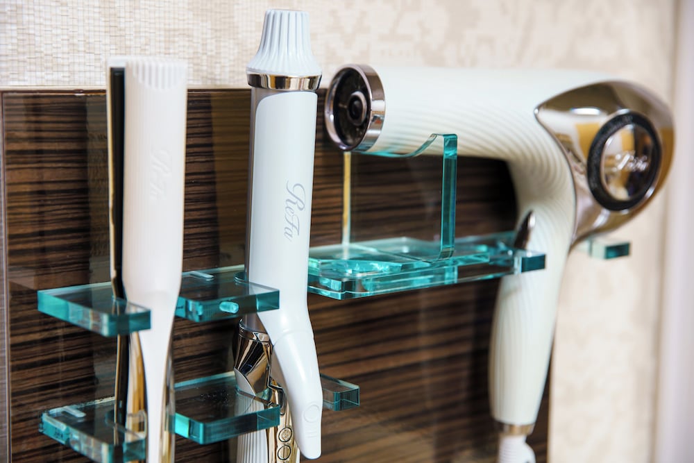 スタンダード ルーム キングベッド 1 台 (Couples Hotel) 客室9 | ホテルファインガーデン豊中 (伊丹空港)