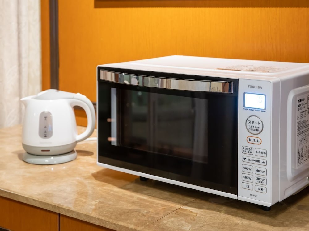 スタンダード ルーム キングベッド 1 台 (Couples Hotel) 電子レンジ0 | ホテルファインガーデン豊中 (伊丹空港)