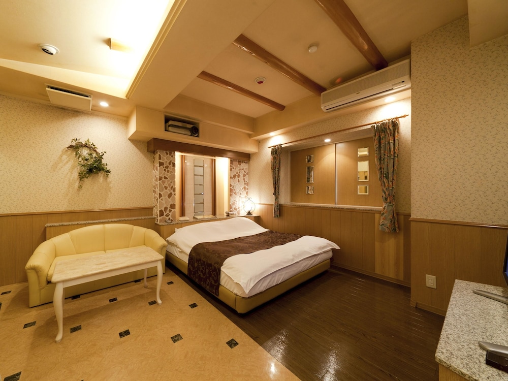 スタンダード ルーム キングサイズベッド 1 台 (京都駅から最寄り駅まで25分) 客室4 | ファイン琵琶湖 I