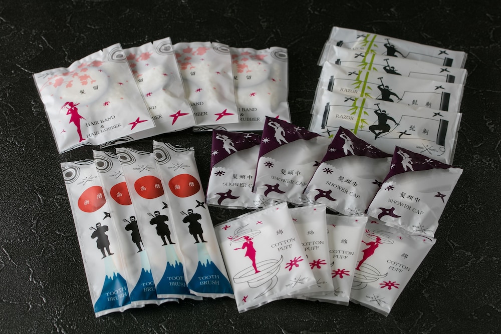 スタンダード ダブルまたはツインルーム クイーンベッド 1 台 (Couples Hotel) バスルームの設備0 | ホテルファイン大阪岬南一番地 I 店