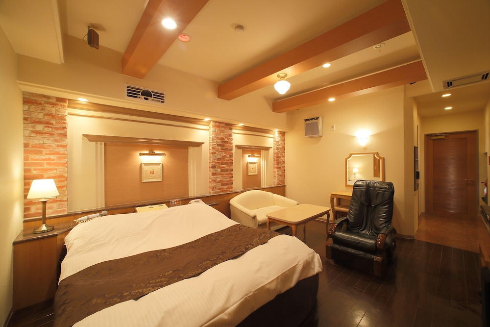 スタンダード ルーム キングベッド 1 台 (Couples Hotel) 客室3 | ファインガーデン京都南