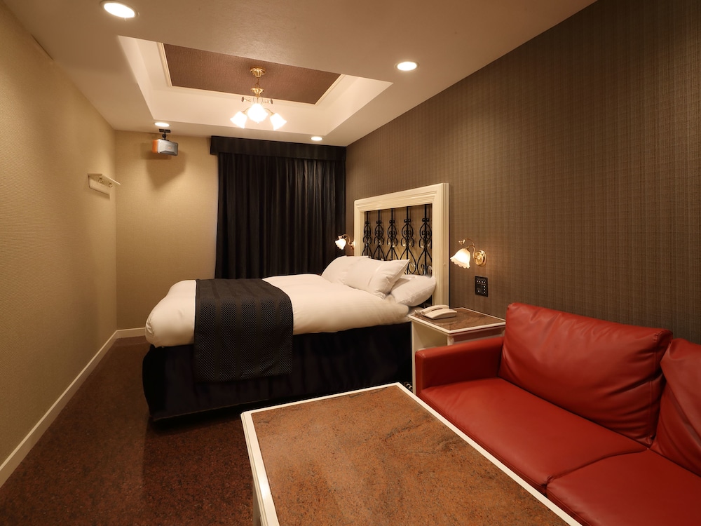 スタンダード ルーム キングベッド 1 台 (Couples Hotel) 客室30 | ホテル ファインガーデン鈴鹿