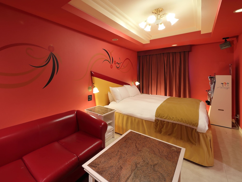 スタンダード ルーム キングベッド 1 台 (Couples Hotel) 客室24 | ホテル ファインガーデン鈴鹿