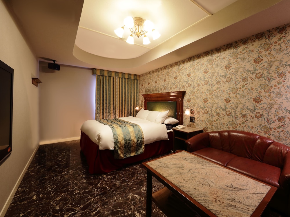 スタンダード ルーム キングベッド 1 台 (Couples Hotel) 客室26 | ホテル ファインガーデン鈴鹿