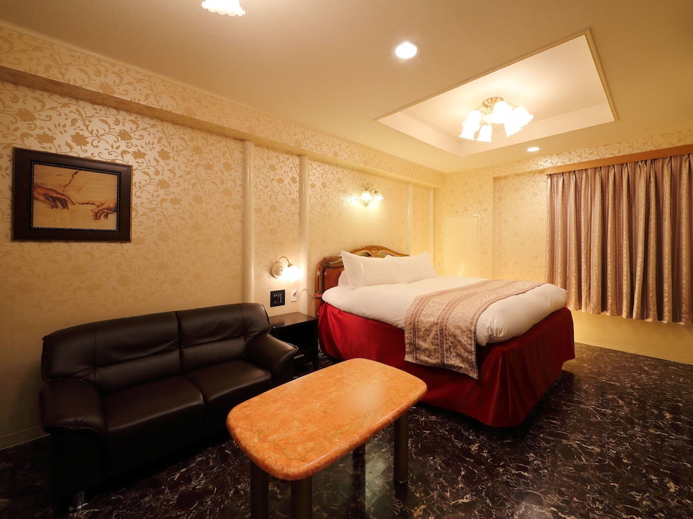スタンダード ルーム キングベッド 1 台 (Couples Hotel) 客室3 | ホテル ファインガーデン鈴鹿