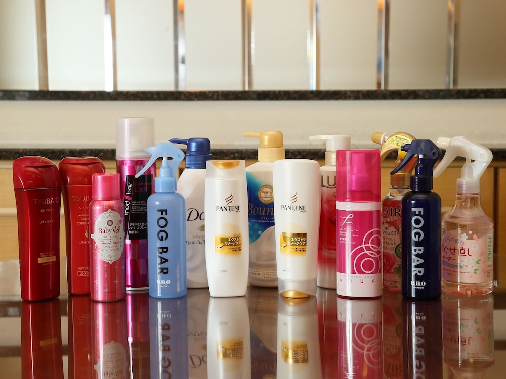 スタンダード ルーム キングベッド 1 台 (Couples Hotel) バスルームの設備0 | ホテル ファインガーデン奈良宝来