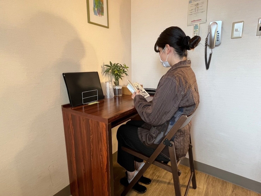 スタンダード ルーム 喫煙可 (当ホテルでは全プラン2泊以下の場合ご滞在中の清掃はございません3泊目以降から清掃のご案内をさせて頂きます) 客室3 | ホテルストーク那覇新都心