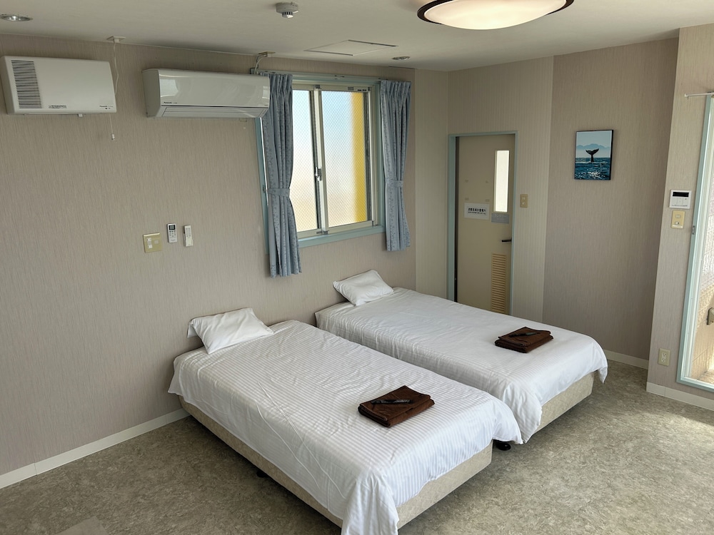 コンフォート ツインルーム 1 ベッドルーム 禁煙 オーシャンビュー | 沖縄オーシャンフロントホテル