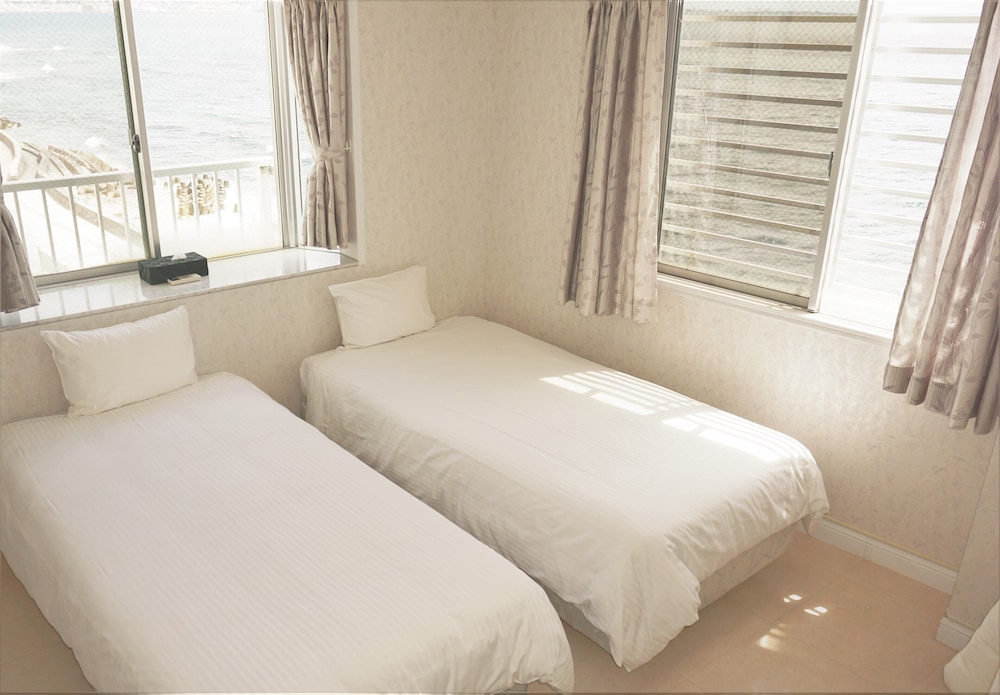 客室1 | 沖縄オーシャンフロントホテル 客室1 | 沖縄オーシャンフロントホテル