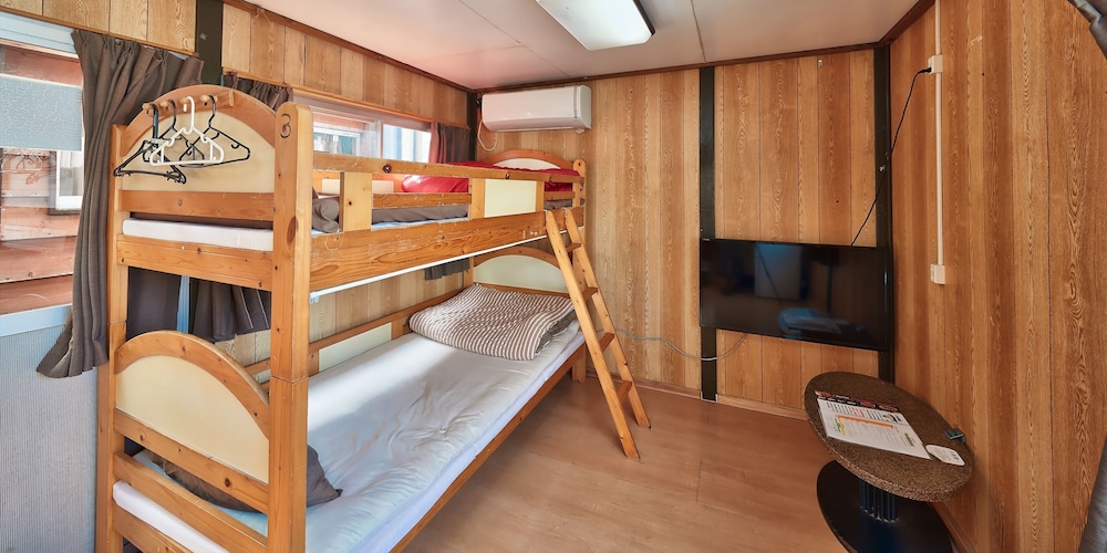 ファミリー 4 人部屋 3 ベッドルーム 客室6 | ホテル ハンビーリゾート