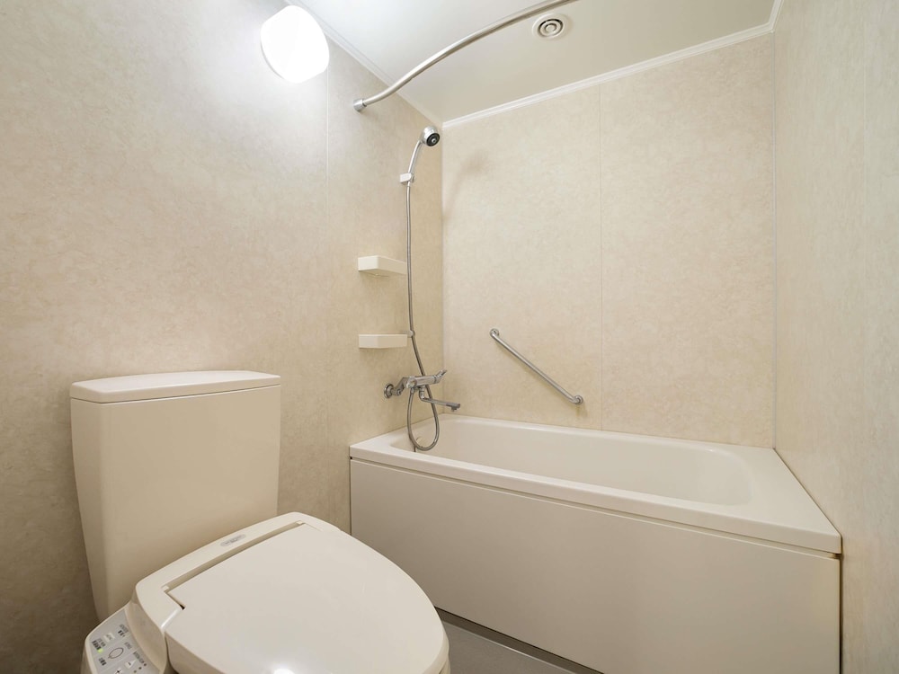 スタンダード ツイン （和洋室） 客室9 | グランドメルキュール沖縄残波岬リゾート