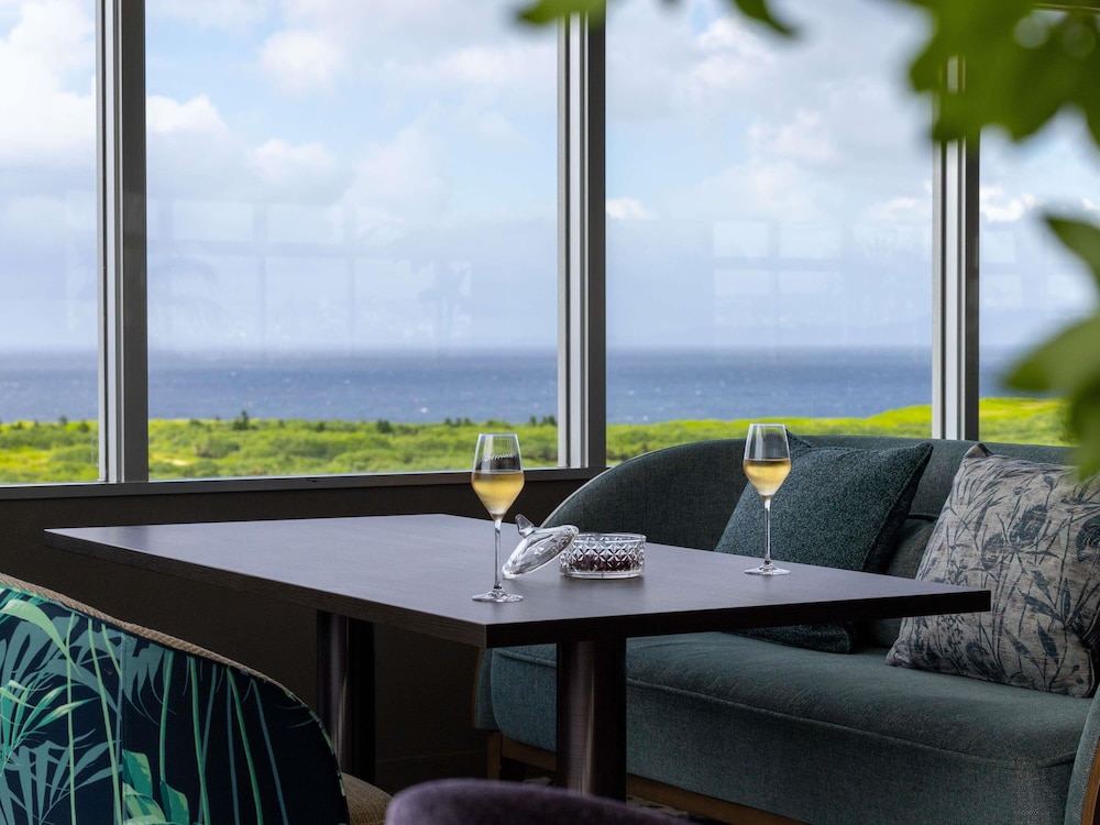 エグゼクティブ ルーム シングルベッド 2 台 客室4 | グランドメルキュール沖縄残波岬リゾート