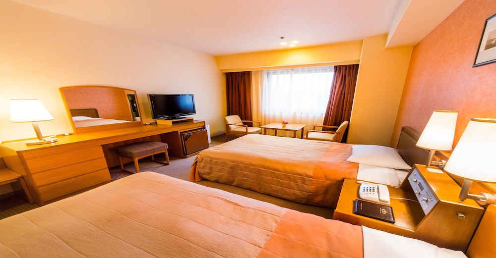 スタンダードツインルーム 禁煙(110cm ベッド x 2) | ザ クラウンパレス新阪急高知